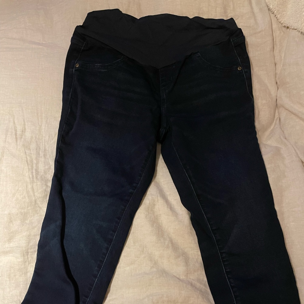 Gently worn. Sonoma maternity jeggings.